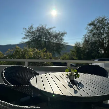 1 Bedroom With Terrace Apartment *
